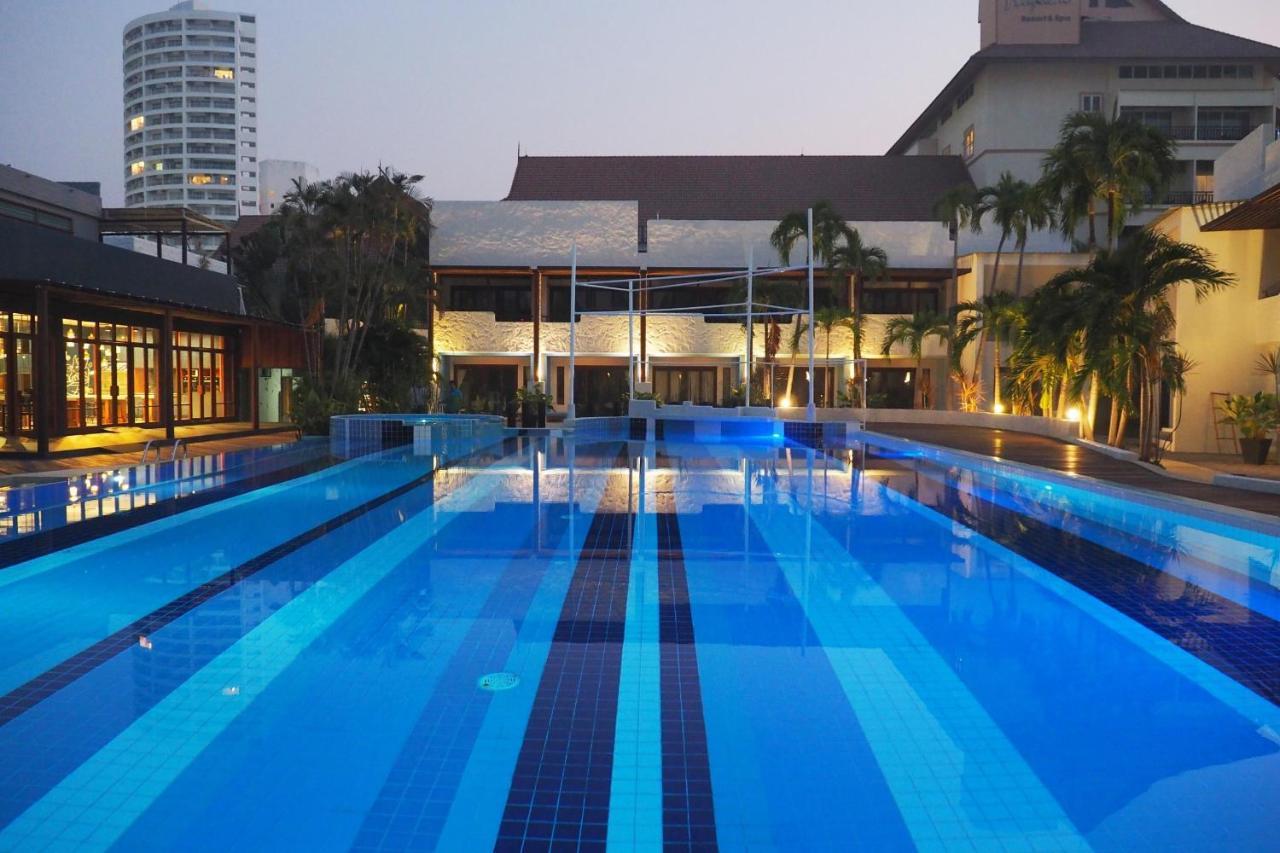 Kochira Hotel HHQ Exterior foto